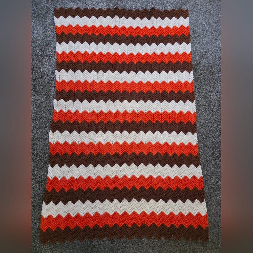 Retro Chevron Throw Blanket Afghan Orange Brown Fall Autumn Colors 58" x 36"